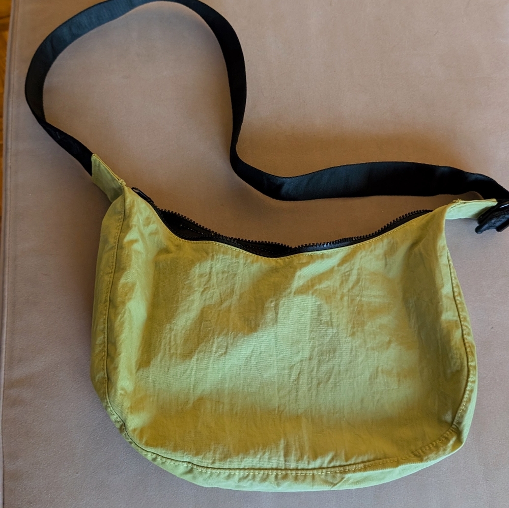 Baggu Medium Crescent Lemongrass